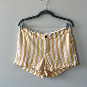 Yellow and cream striped linen shorts. Old navy, size medium